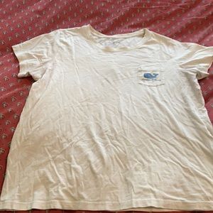 Used women’s vineyard vines t shirt